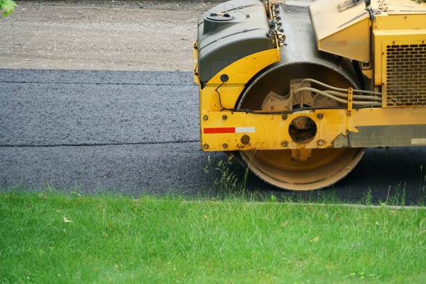 Best Concrete Paver Driveway  in Highland Park, IL